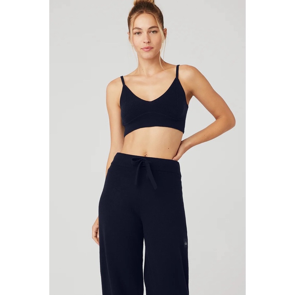 Alo Yoga Cashmere Jet Set Bra in Navy Blue